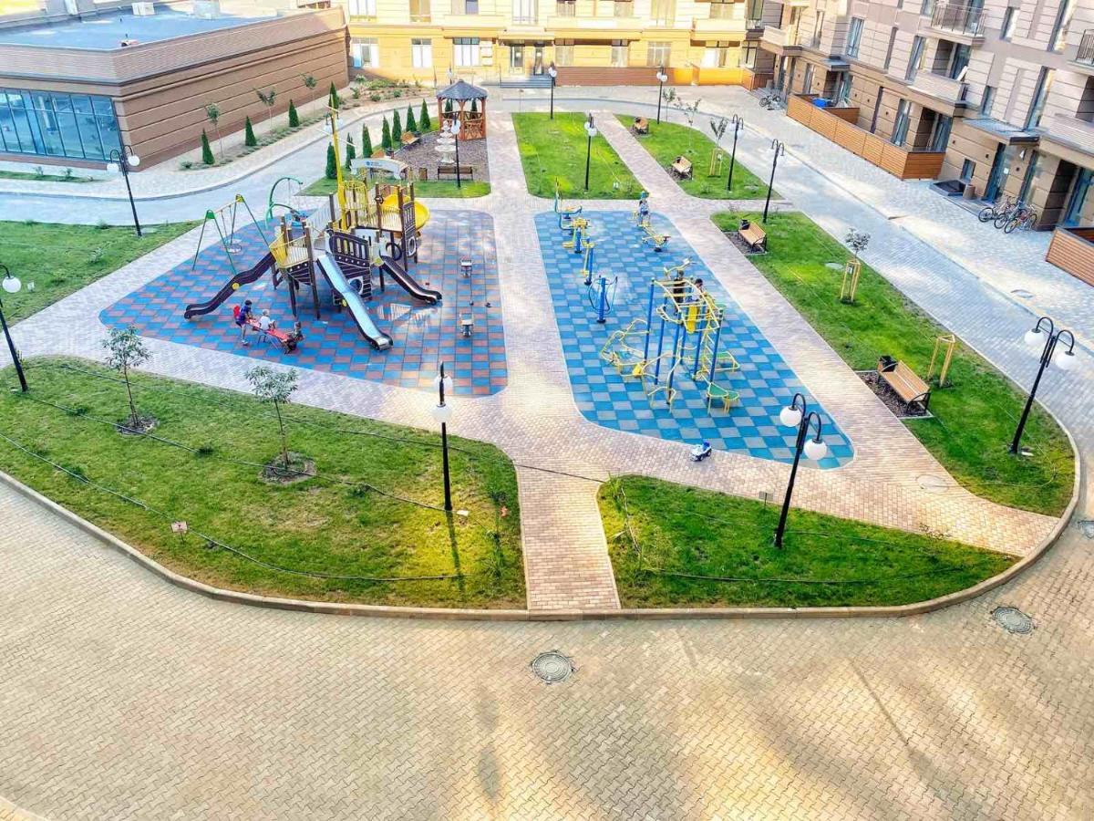 Kikasso Art Apart Odessa Fontanka Exteriör bild